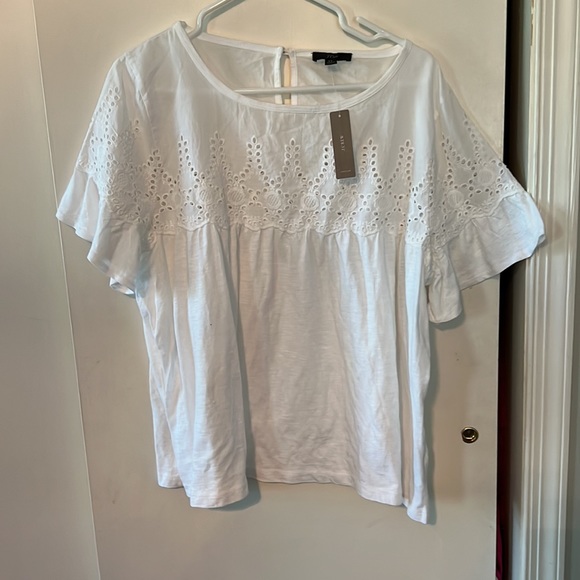 J. Crew Tops - NWT J Crew Womens White Lace Mixed Media Top Size XL